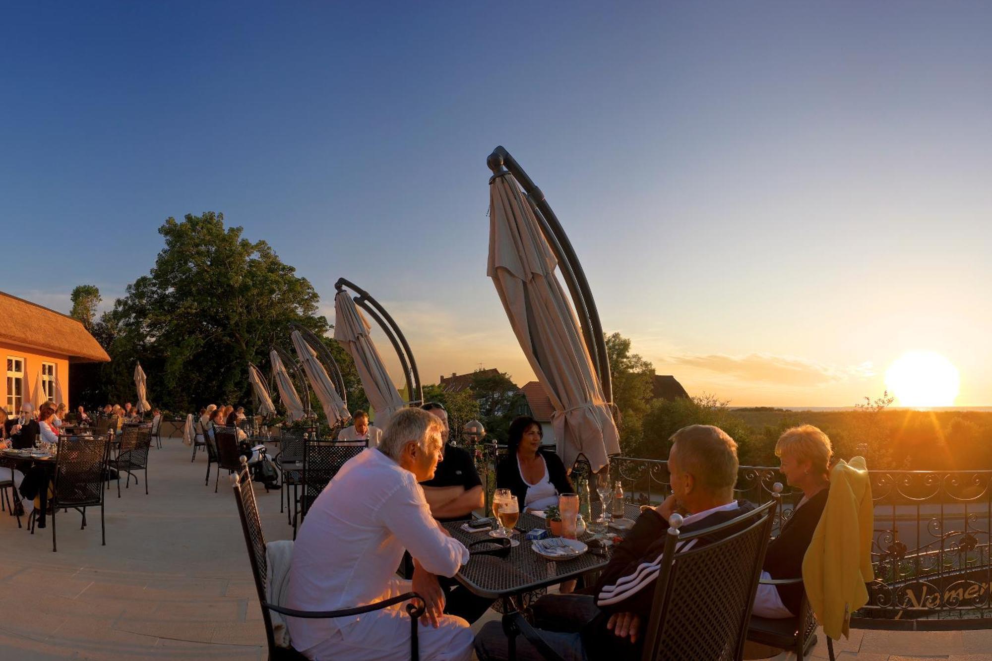 Romantik Hotel Namenlos Аренсгоп Екстер'єр фото